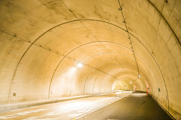 Изображение туннеля
