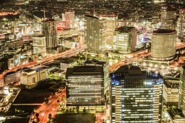 Yokohama Şehir Kulesi 'nden gece görüşü