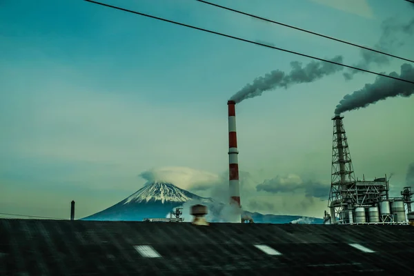 Chaminé Monte Fuji Fábrica — Fotografia de Stock