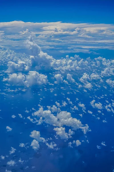 飛行機から見た雲と空 — ストック写真