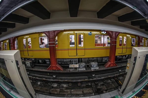 Tokyo Metro Ginza Line — Stockfoto