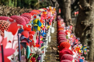 Çocukların koruyucu tanrısı ve yel değirmeni