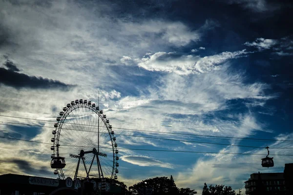 Ferris Wheel Twilight Sky — ストック写真