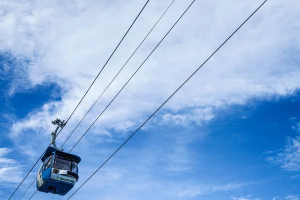 Ropeway Και Μπλε Ουρανός — Φωτογραφία Αρχείου