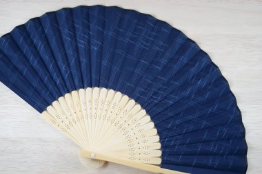 Koyu mavinin hayranı.