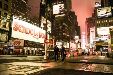 New York Times Meydanı 'nın gece manzarası (Timessquare)