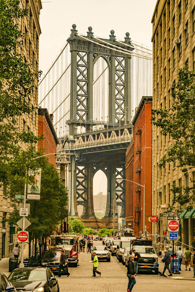 Manhattan Bridge (United States,Brooklyn)