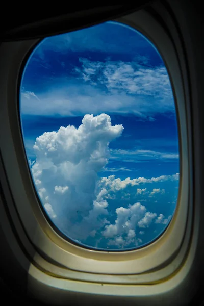 飛行機から見た雲と空 — ストック写真