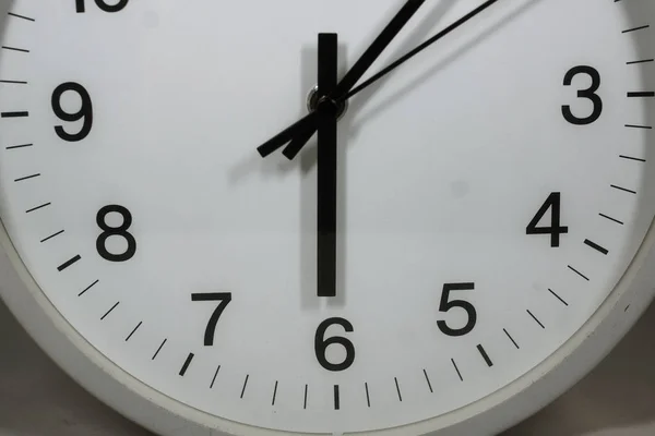 Simple Clock Selective Focus — Stock Photo, Image