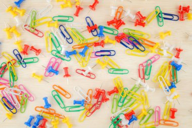 Dağınık renkli küçük resim