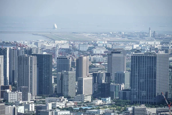 六本木ヒルズ展望台から見た都市景観 羽田空港 — ストック写真