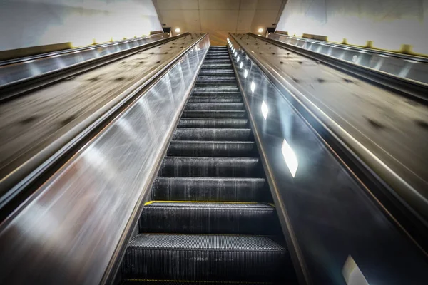 Elegante Imagen Escalera Mecánica Japón — Foto de Stock