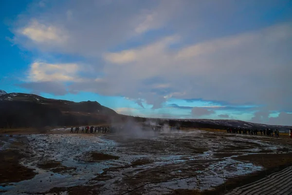 Landschaft Und Sonnenaufgang Des Isländischen Geysirs — Stockfoto