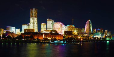 Yokohama gece görüşü