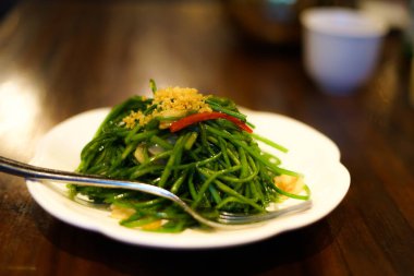 Tayvan sebze kızartması.