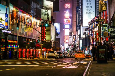 New York Times Meydanı 'nın gece manzarası (Timessquare)