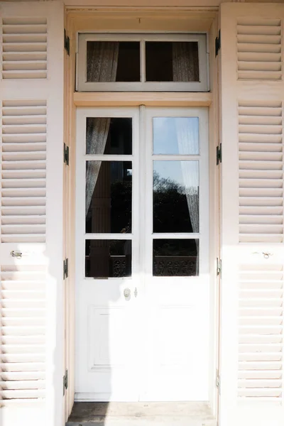 Bild Der Tür Des Herrenhauses — Stockfoto