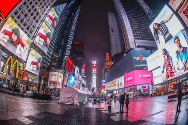 New York Times Meydanı 'nın gece manzarası (Timessquare)
