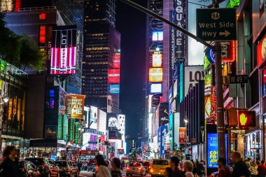 New York Times Meydanı 'nın gece manzarası (Timessquare)