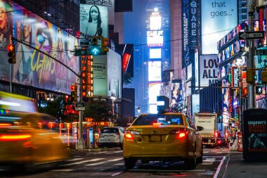 New York Times Meydanı 'nın gece manzarası (Timessquare)