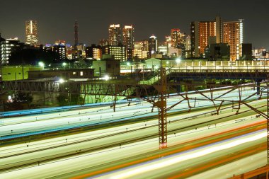 Tren yolu (Kanagawa Bölgesi Yokohama Şehri)