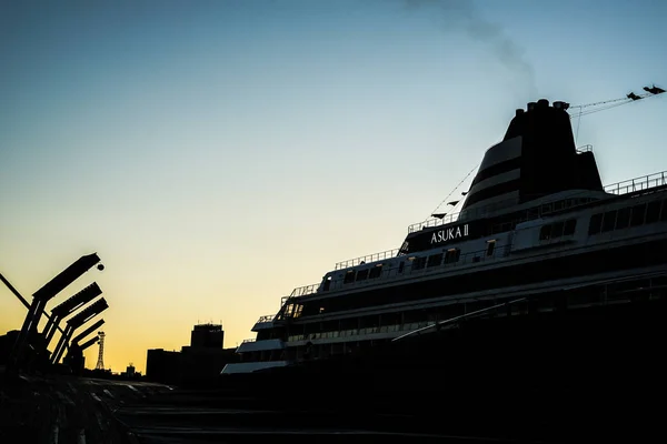 Luxusní Výletní Loď Kotvící Přístavu Jokohama — Stock fotografie