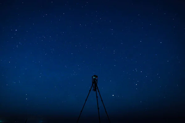 Kamera För Fotografering Stjärnhimmel — Stockfoto