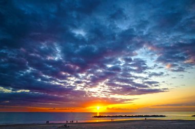 Gündoğumu resmi seçici odak