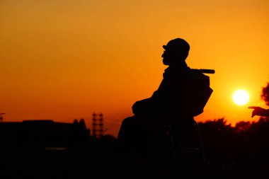 İhtiyar Alacakaranlık...