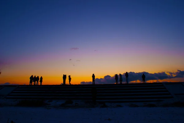 People Sunrise Stand Breakwater — Stock Photo, Image