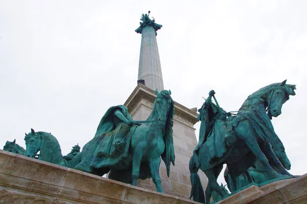 Hongarije Van Het Oprichtingsmonument — Stockfoto