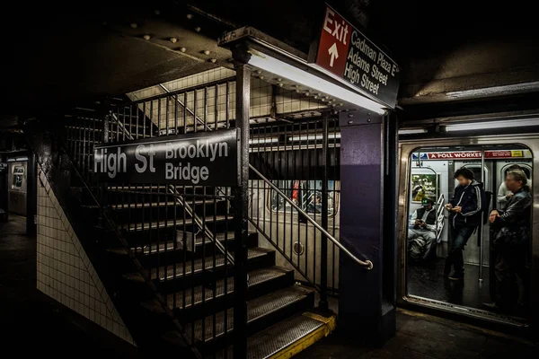 Изображение Нью Йоркского Метро — стоковое фото