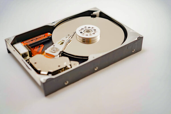 Image of the decomposed hard disk drive