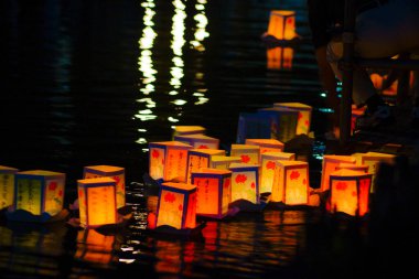 Fenerlerin Toronagashi 'si (Chofu, Tokyo)