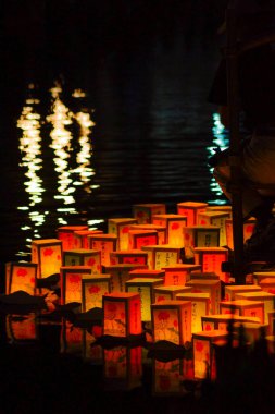 Fenerlerin Toronagashi 'si (Chofu, Tokyo)