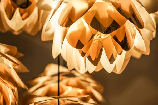 Afbeelding Van Een Stijlvolle Oranje Verlichting — Stockfoto