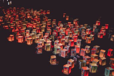 Fenerlerin Toronagashi 'si (Chofu, Tokyo)