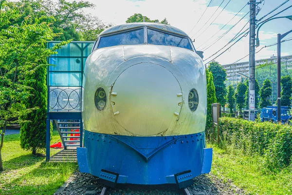 0系列Shinkansen Akishima Tsutsujigaoka Park — 图库照片