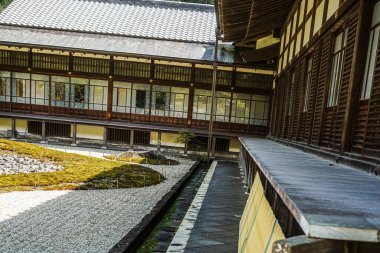 Eski evler Japon mimarisinin görüntüsü