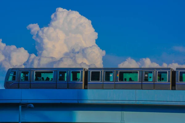 Yurikamome Tokyo Waterfront Area Trânsito Rápido Trovão — Fotografia de Stock