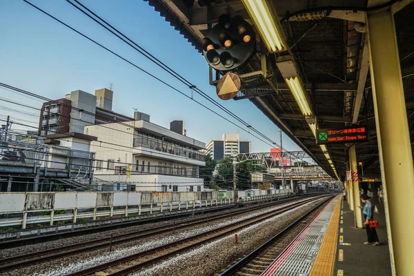 Piattaforma Della Mattina Presto Stazione Yokohama Hodogaya — Foto Stock