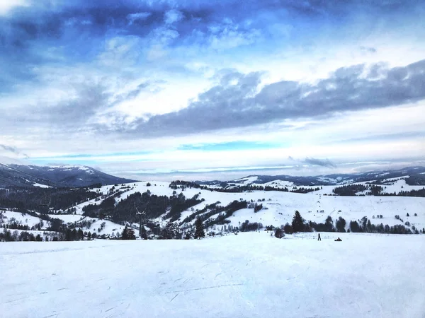 Snöiga Karpatiska Berg Vintern — Stockfoto