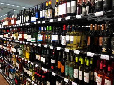 İthal şarap seçimi