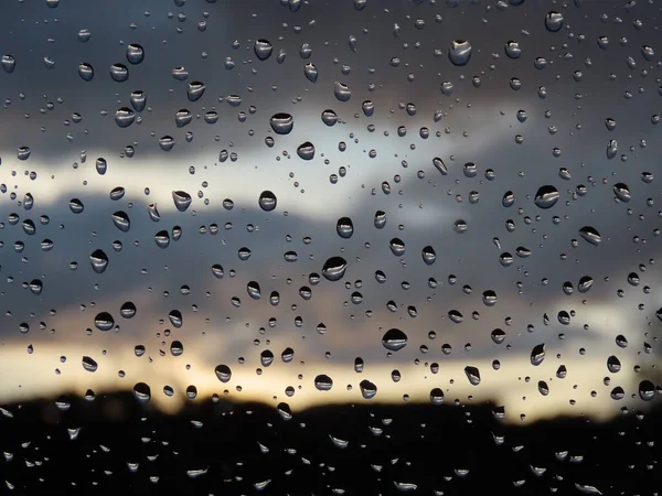 Tramonto dietro la pioggia — Foto Stock