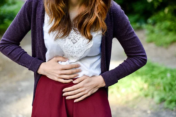 Ongelukkig Boos Gestrest Depressief Slecht Gevoel Vrouw Aanraken Houden Haar — Stockfoto