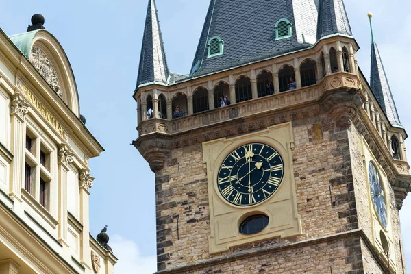 Praga República Checa Mayo 2018 Los Turistas Que Visitan Torre — Foto de Stock