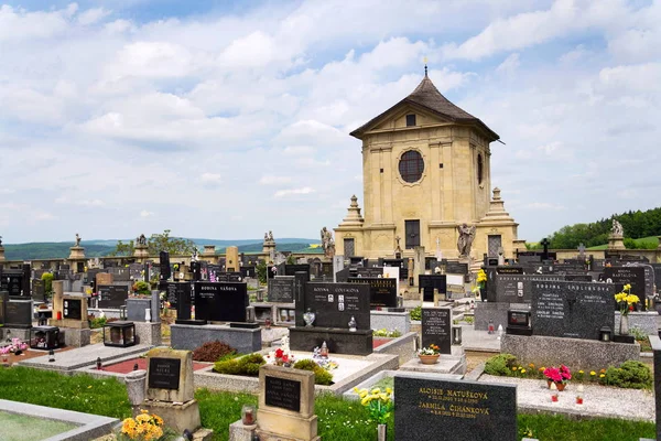 Estatuas Cementerio Barroco Único Strilky Distrito Kromeriz Región Zlin Moravia —  Fotos de Stock
