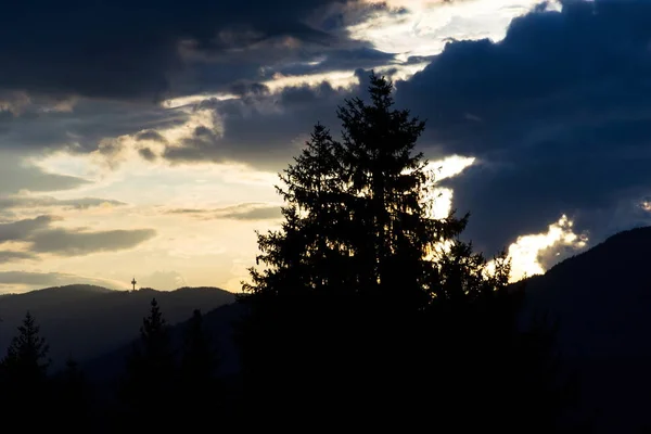 Prachtige Zonsondergang Met Dramatische Wolken Boven Dachstein Bergen Alpen Schladming — Stockfoto