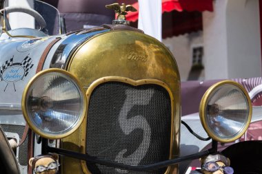 Saalbach-Hinterglemm, Avusturya-21 Haziran 2018: Vintage araba Ford Model A Speedster 1930 oldsmobile kıdemli 21 Haziran 2018 Saalbach-Hinterglemm, Avusturya.