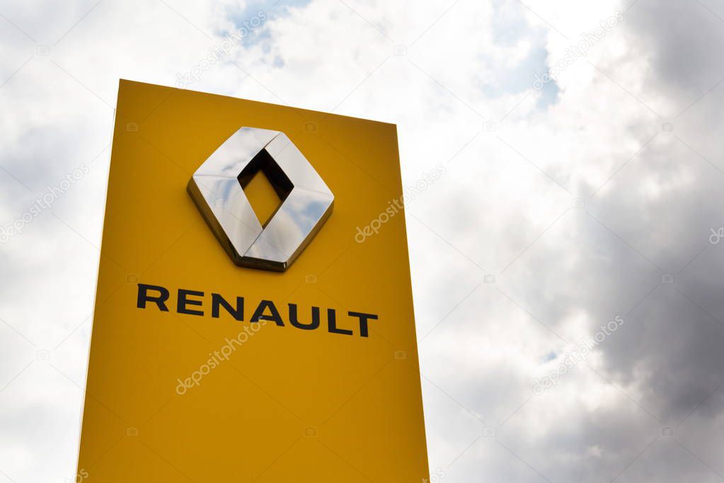 PRAGUE, CZECH REPUBLIC - AUGUST 15 2018: Renault company logo in front of dealership building on August 15, 2018 in Prague, Czech Republic.